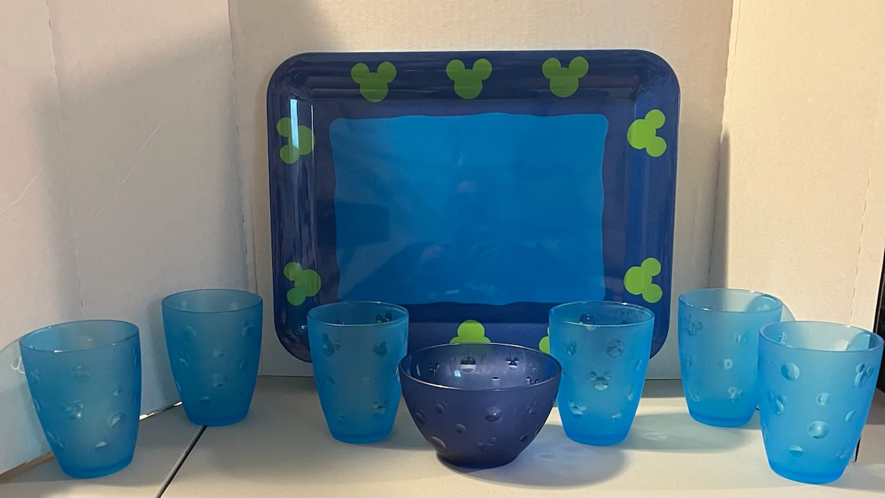 Disney Mickey Mouse Blue Dinnerware Set (8 Piece Set)