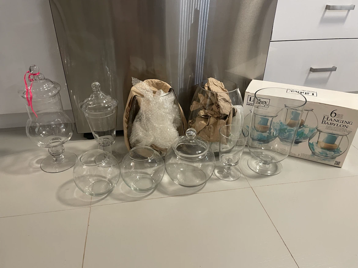 21 Piece Candy Bar Station Glassware