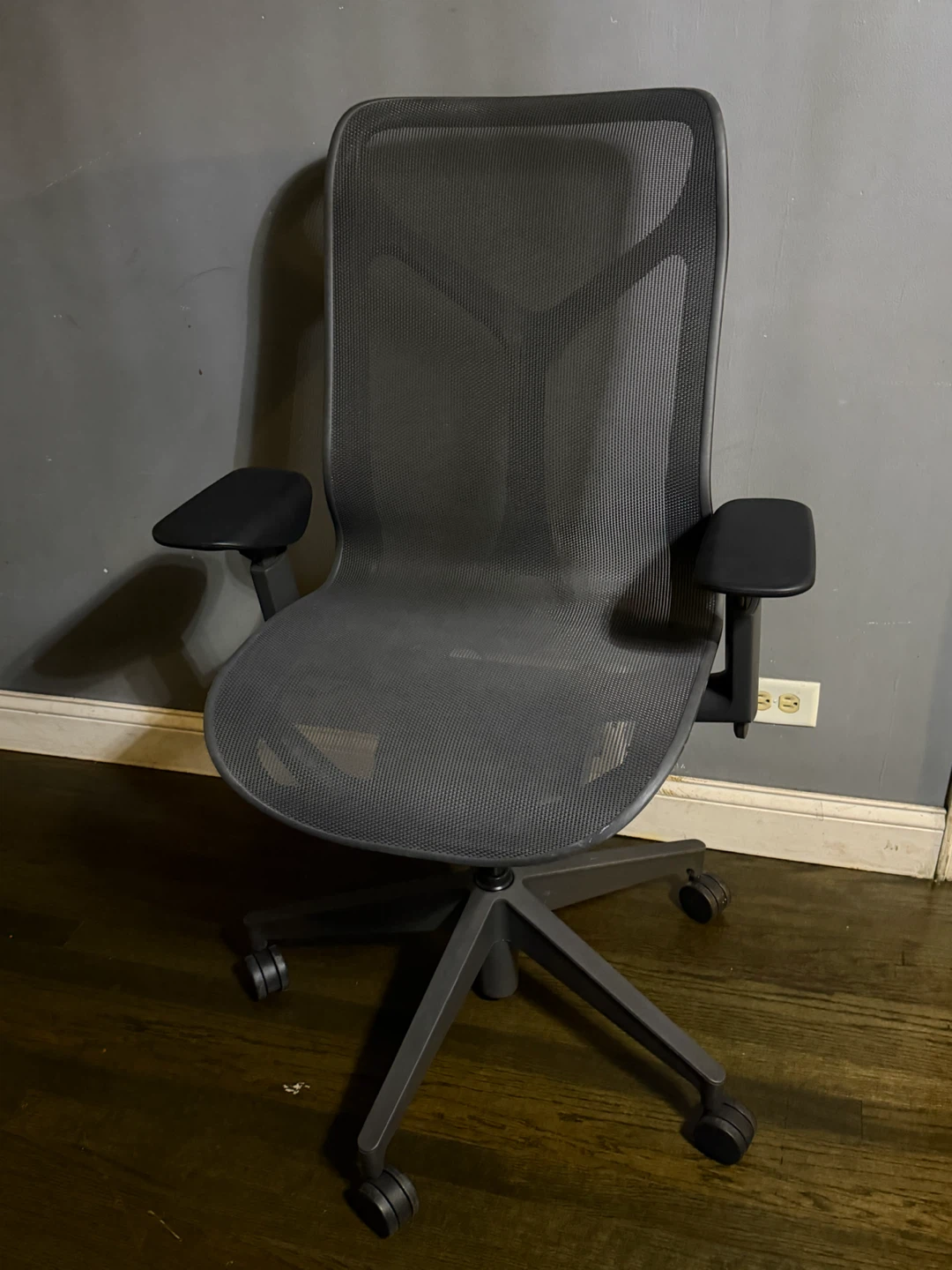 Herman miller cosm task chair