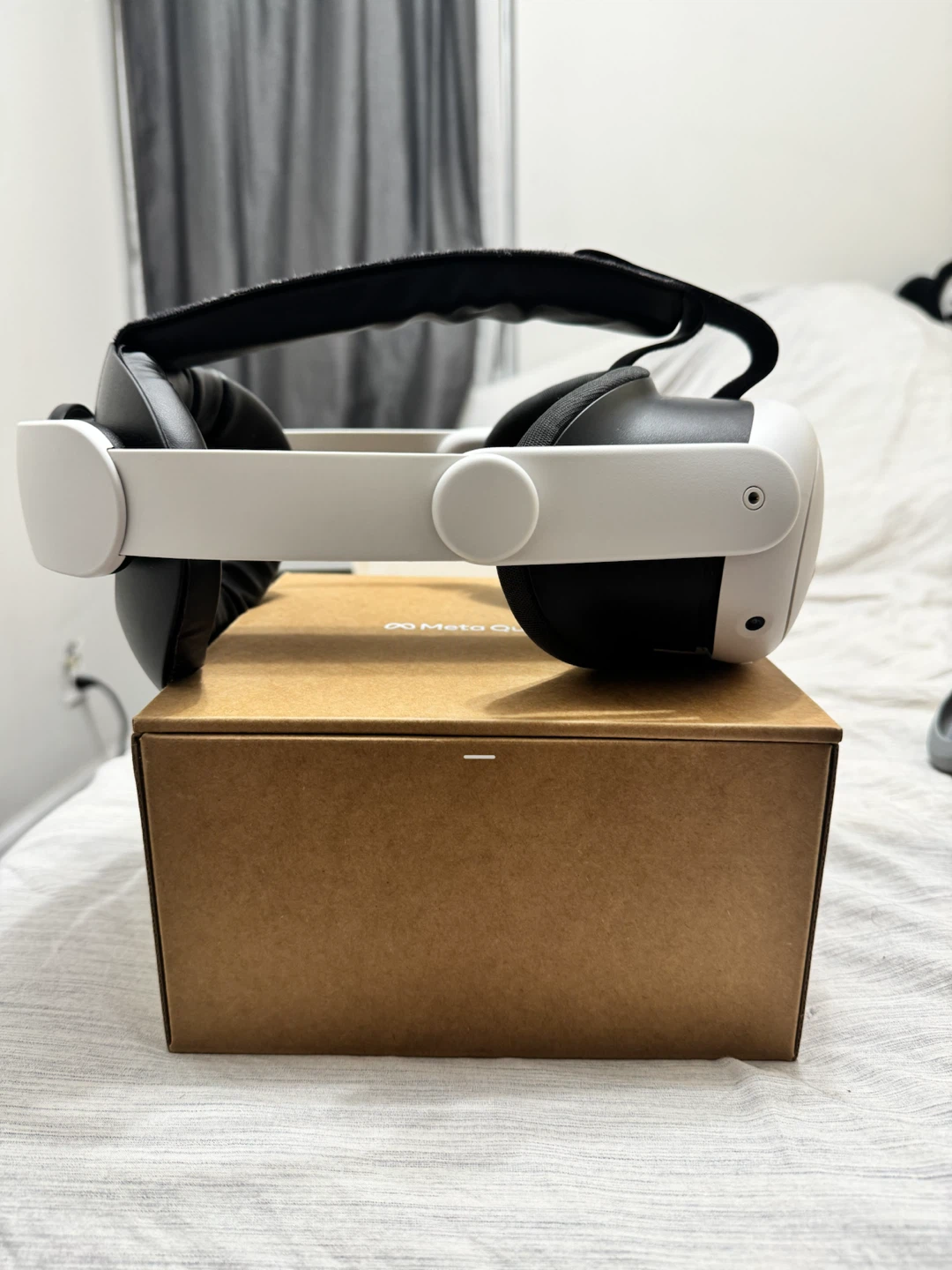 Meta Quest 3 (512GB) + Kiwi Head Strap + Silicone Face Cover - photo 5
