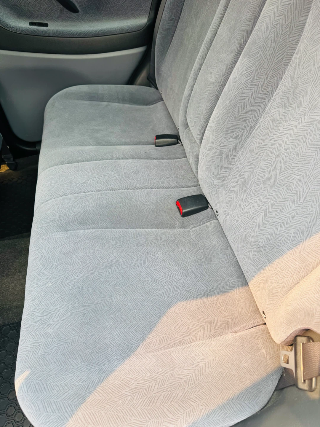 2002 Suzuki Aerio Sedan ( VERY LOW KM ) - photo 4