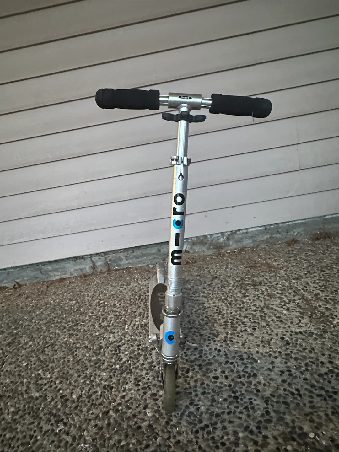 Micro Swiss Designer Scooter - photo 3