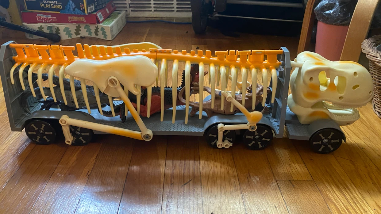 Dinosaur Transporter Toy - photo 2