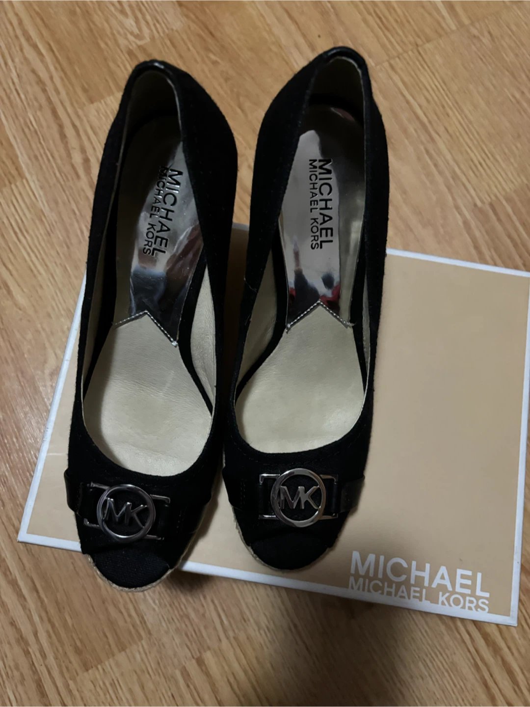 Michael Kors Black Open Toe Wedge - photo 4