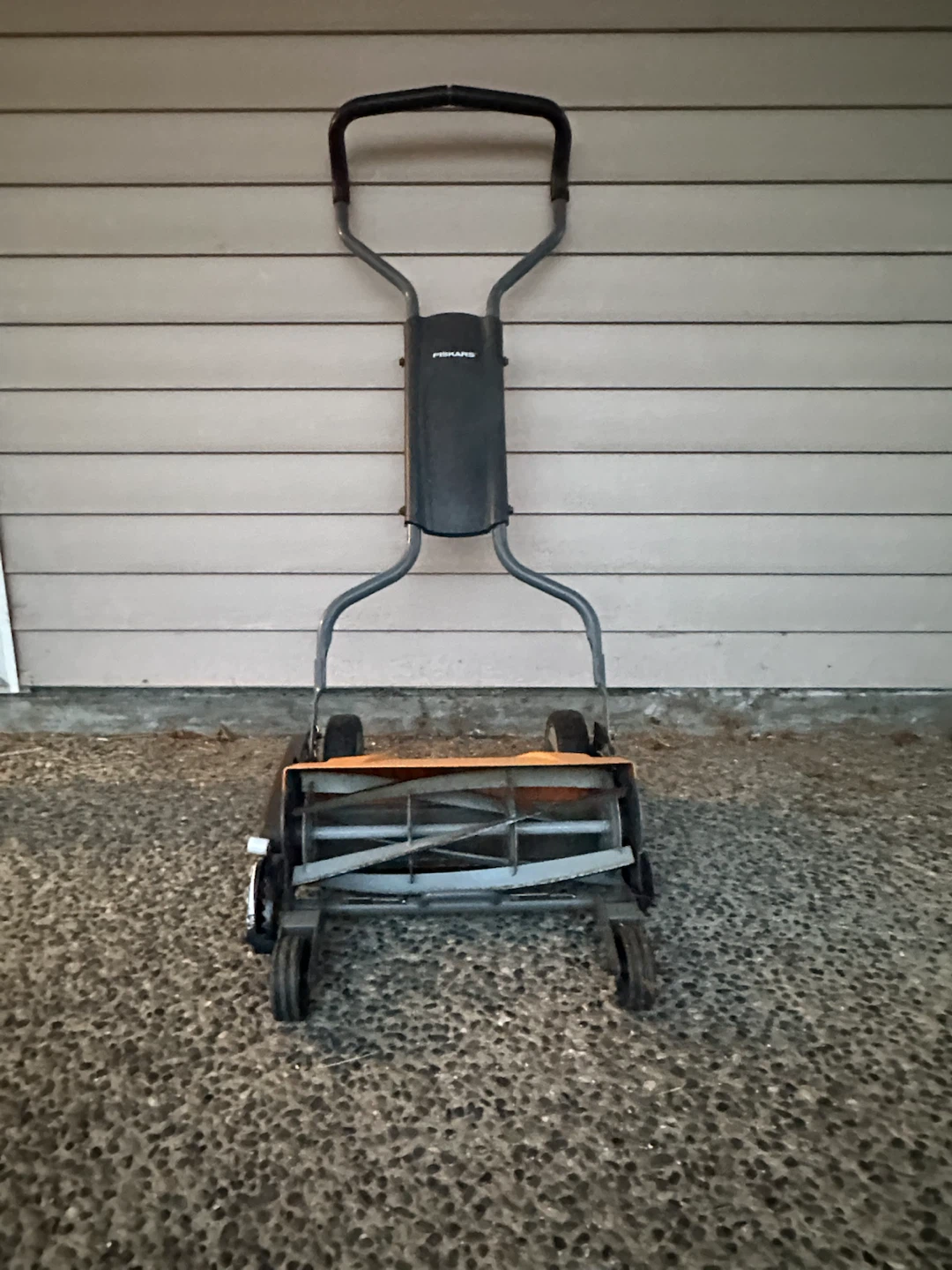Fiskars Reel Mower - photo 2