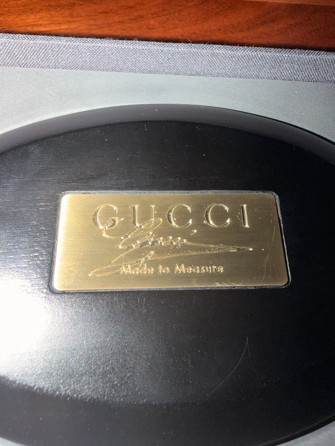 GUCCI "Made to Measure" Oval Hair Brush