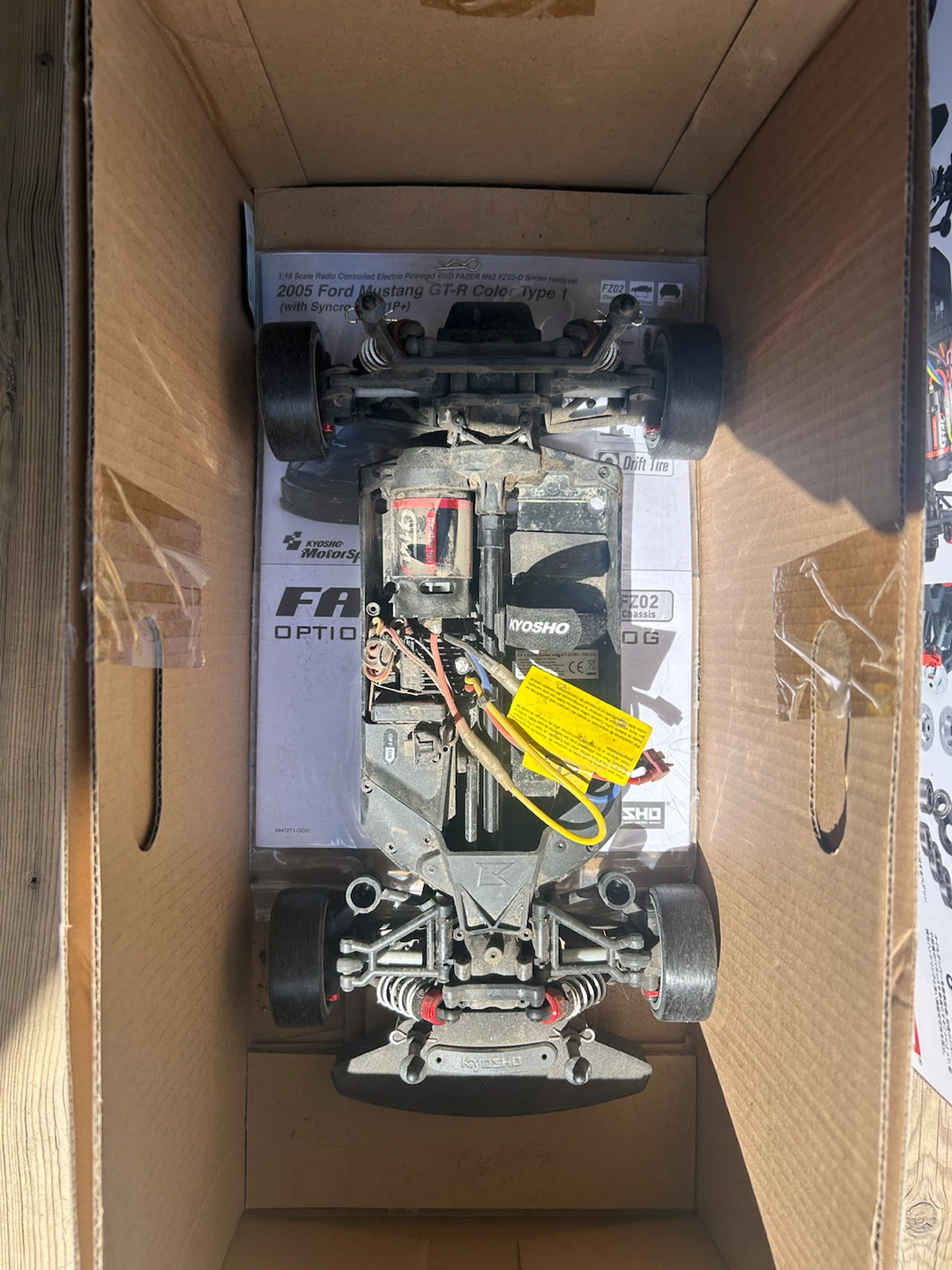 Kyosho FAZER Mk.2 2005 Ford Mustang GT-R RC Car - photo 3