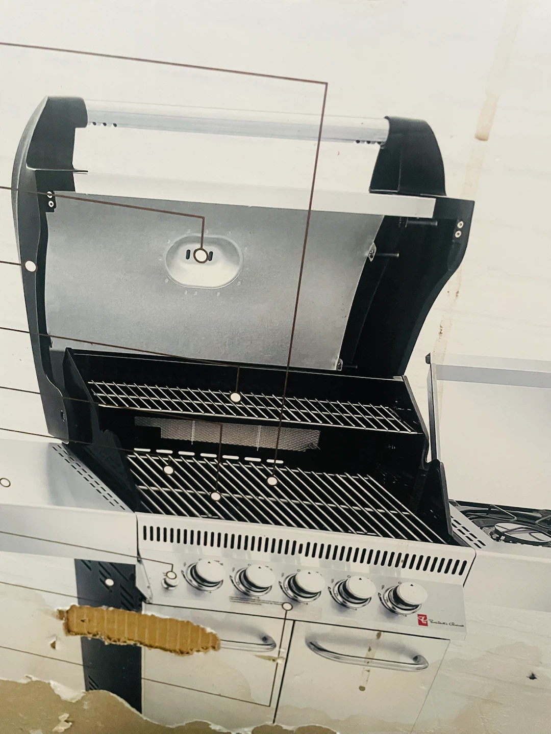 Napoleon 5 Burner Gas Grill