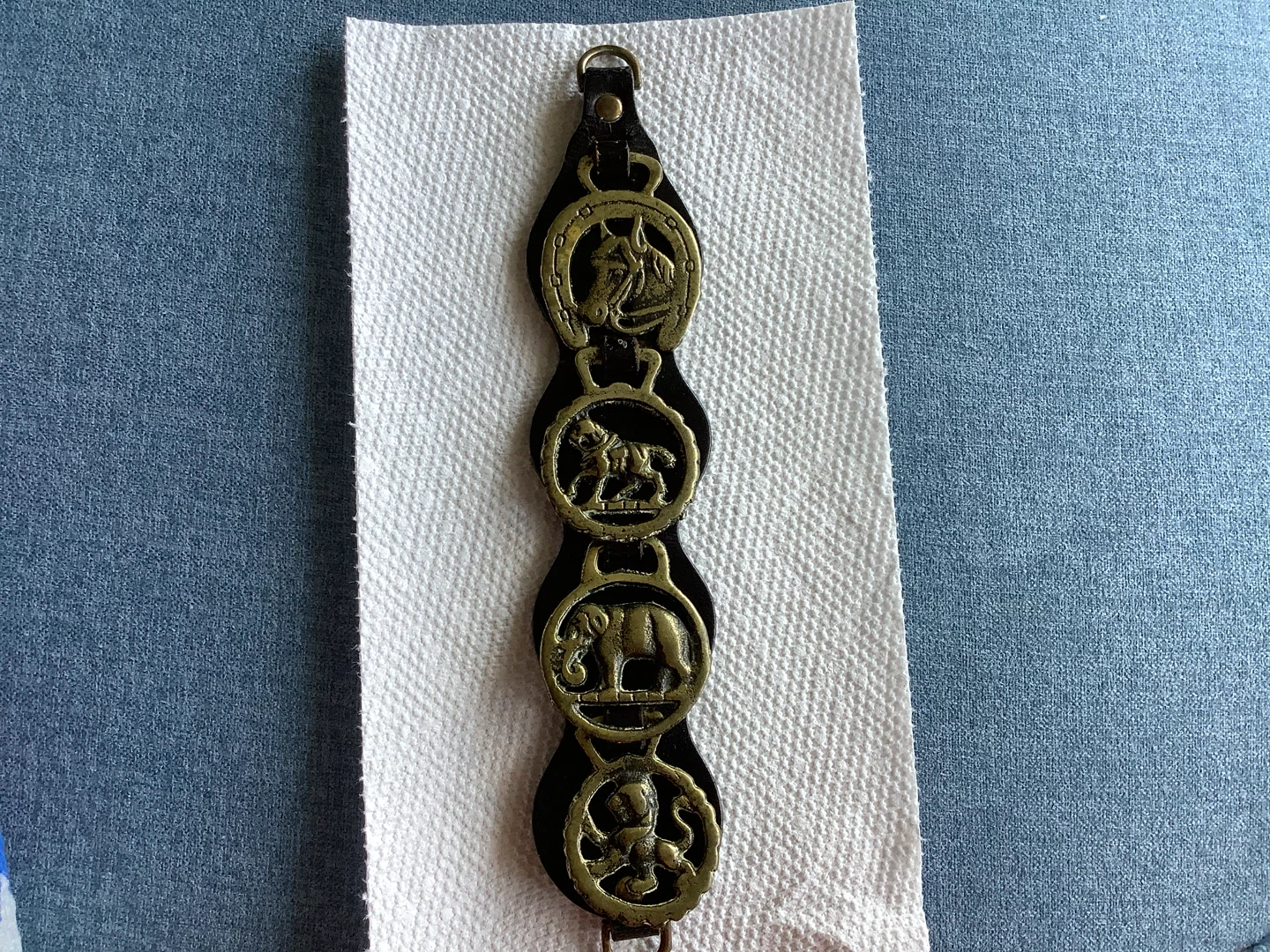 #1 Vt Smaller Sized 4 Brass Medallions on a Leather Strap 🐞