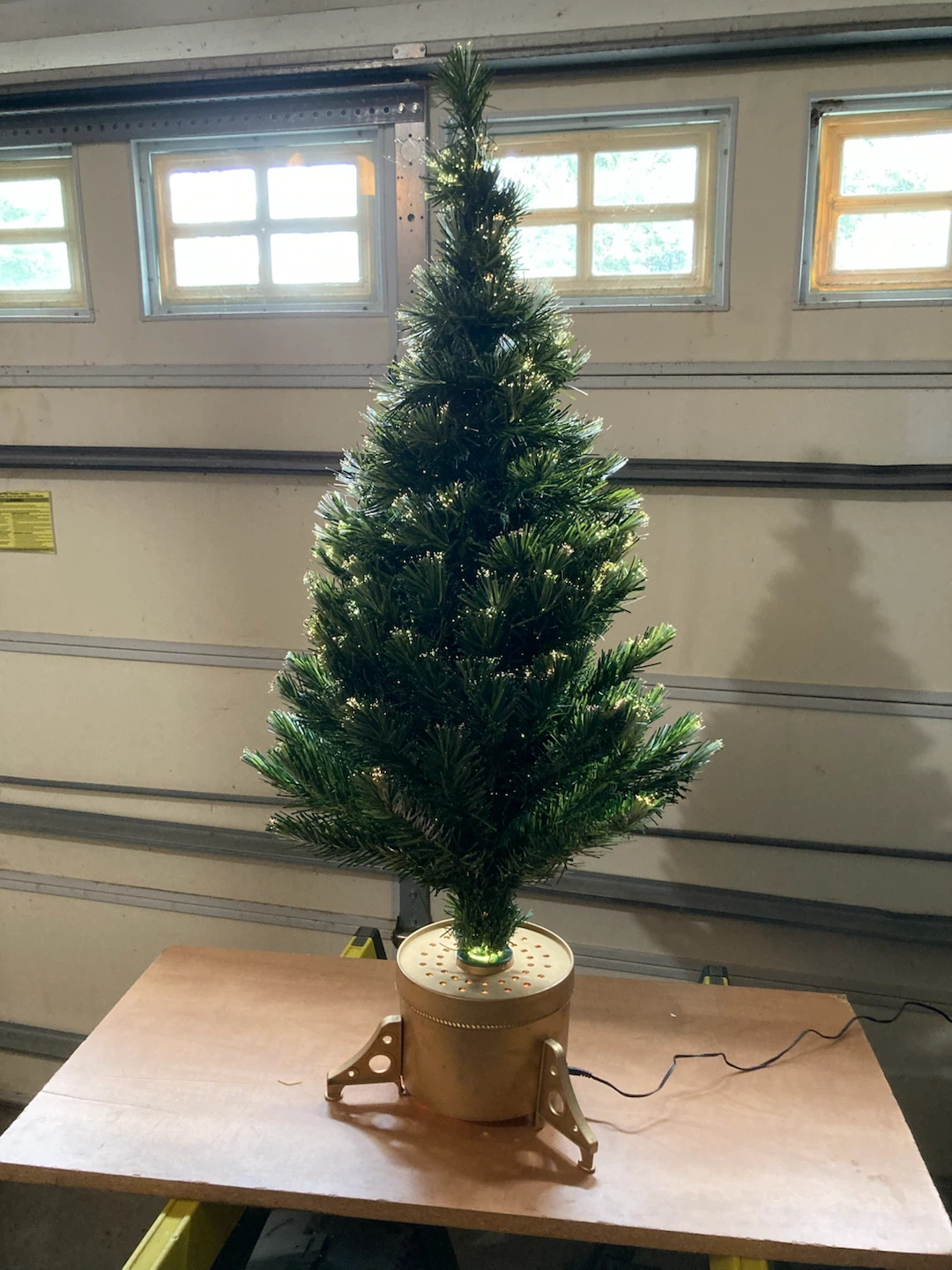 Pre-lit Artificial Christmas Tree