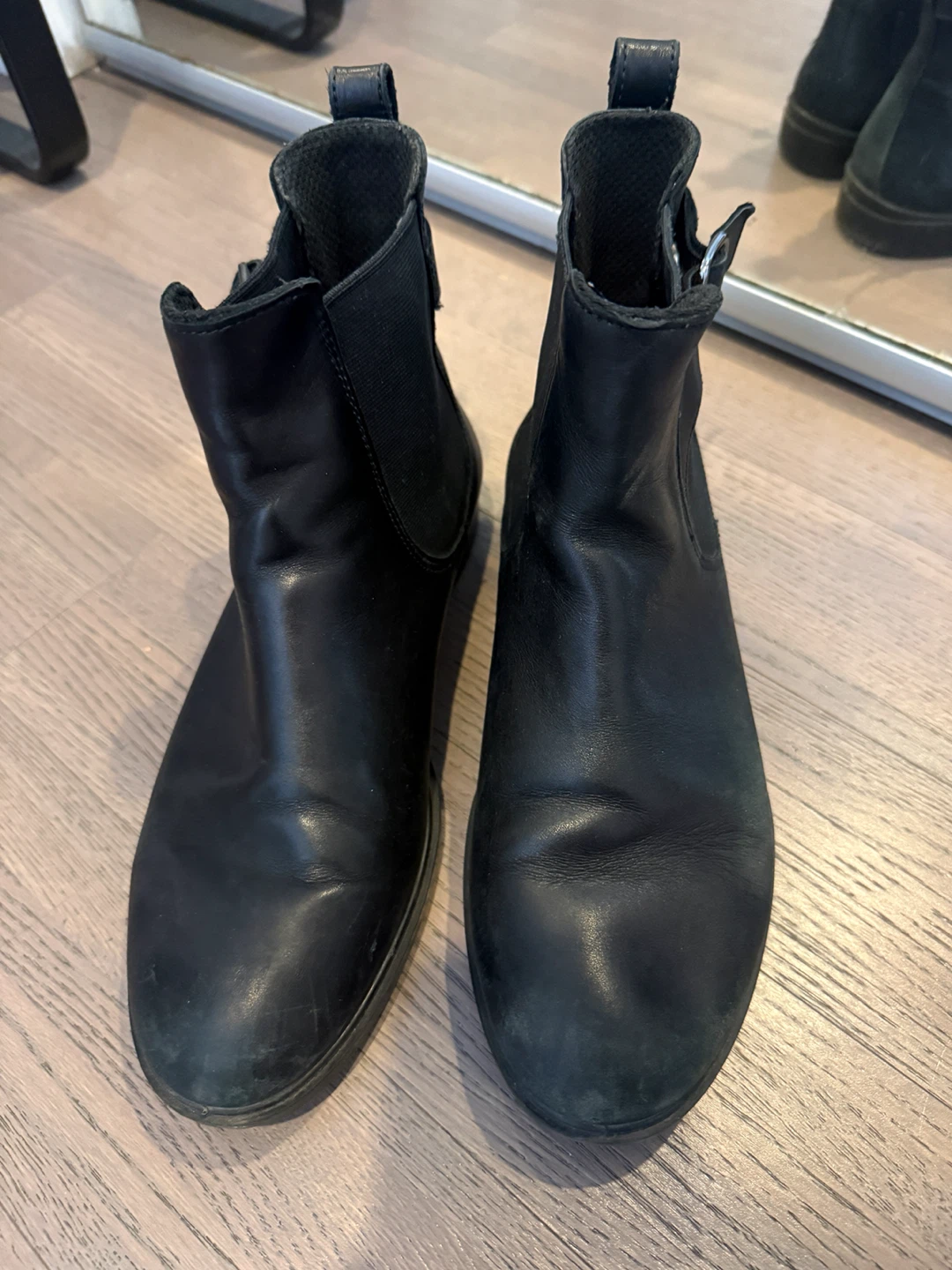 Ecco Black Leather Chelsea Boots – Size 37 - photo 2