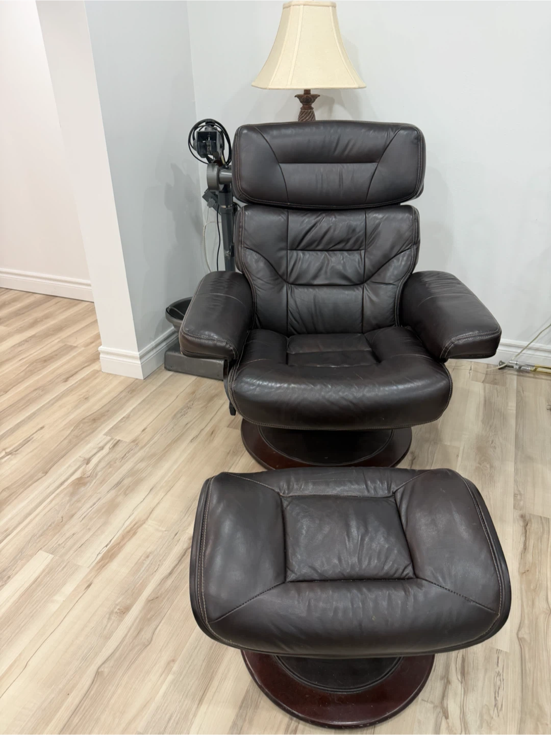 Brown Leather Recliner Chair with Ottoman