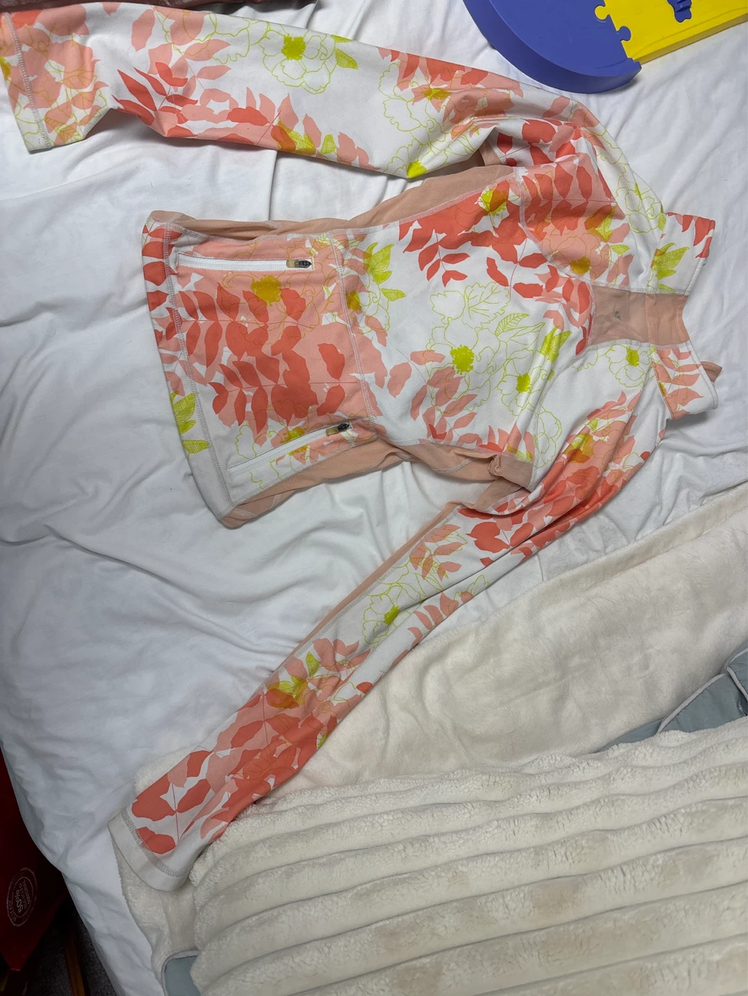 Lululemon size 6Floral Zip-Up Athletic Jacket