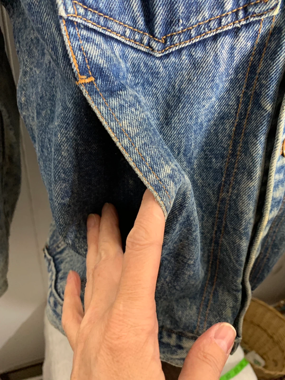 Vintage Acid Wash Denim Jacket. - photo 5