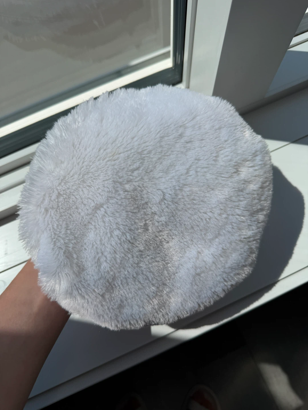 White Fuzzy Pouch Cosmetic Bag - photo 3