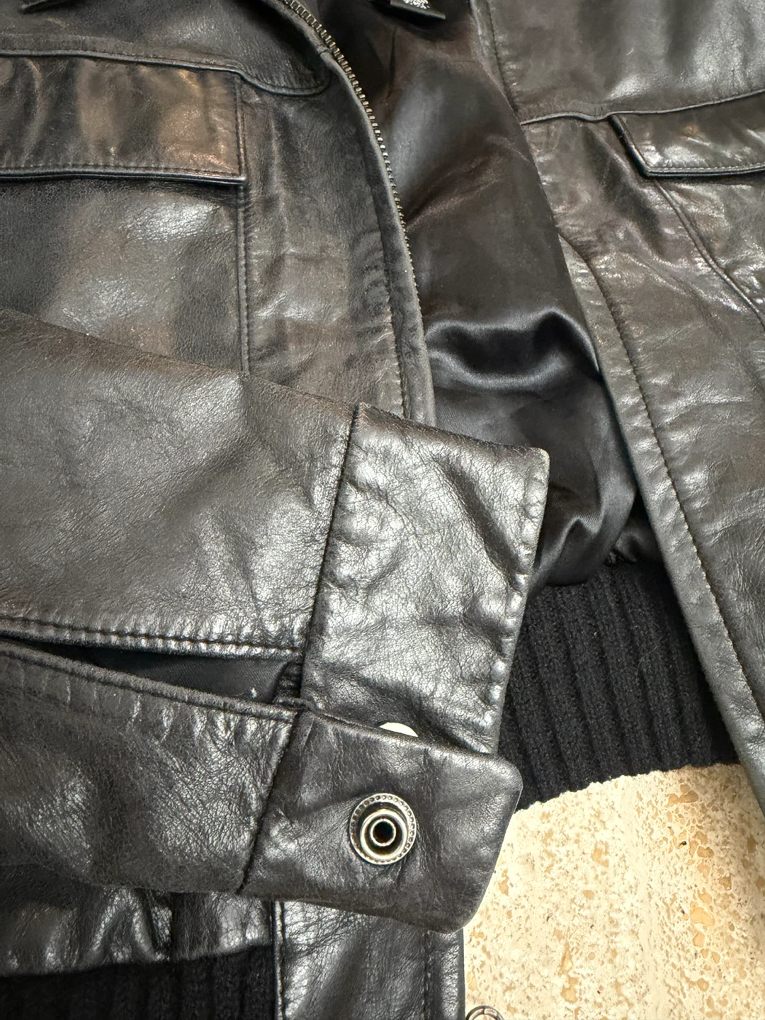 Guess Collection Black Leather Bomber Jacket - photo 3