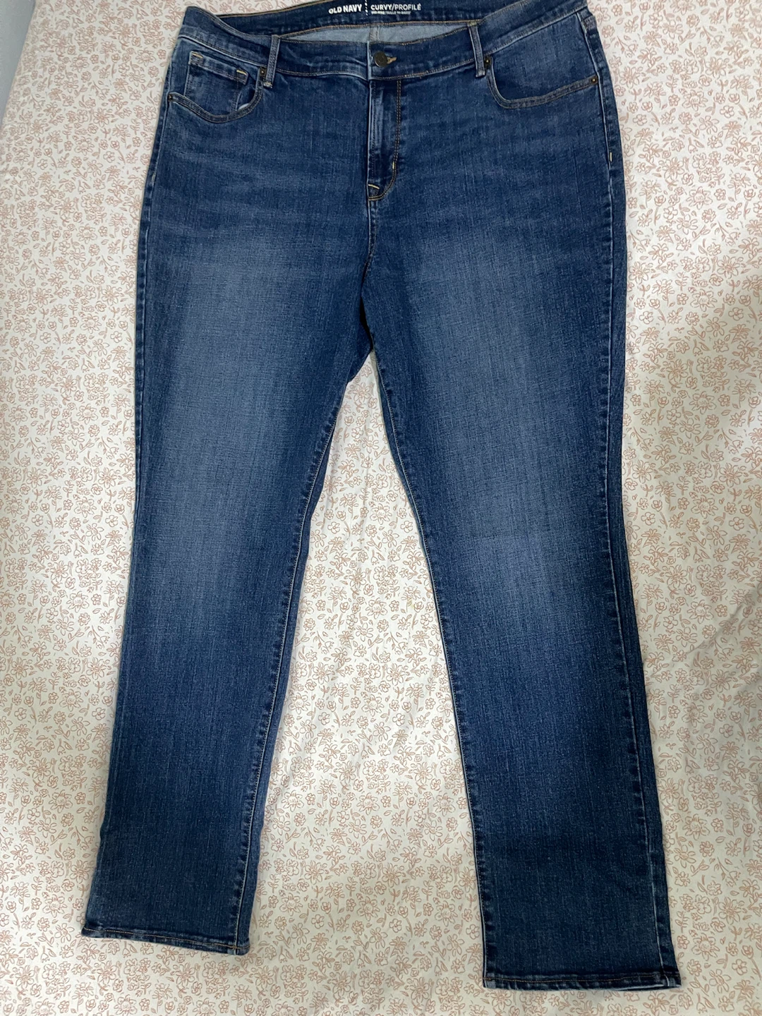 Old Navy Curvy Profile Mid-Rise Jeans - photo 2
