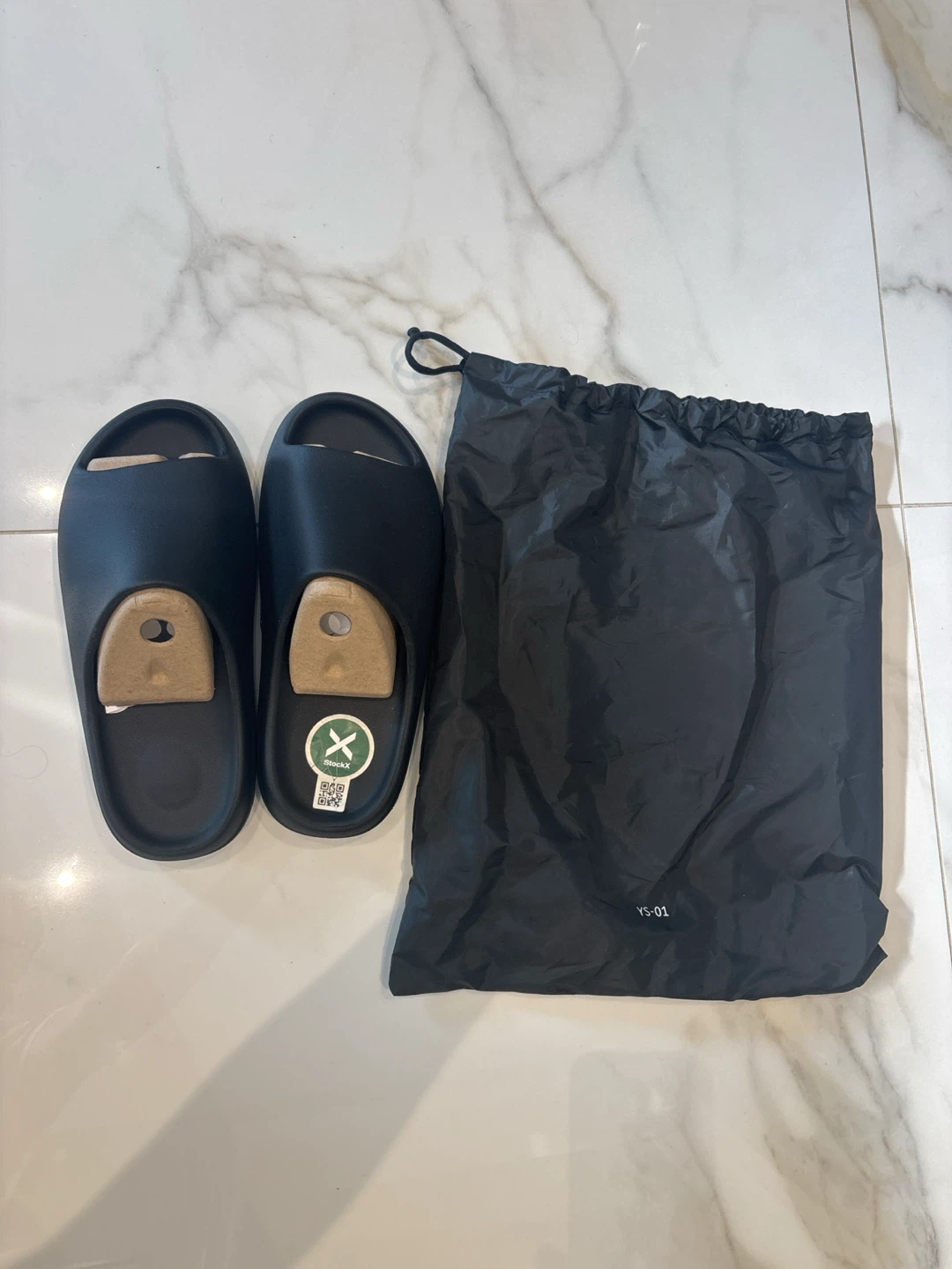 Legit Adidas Yeezy Slide