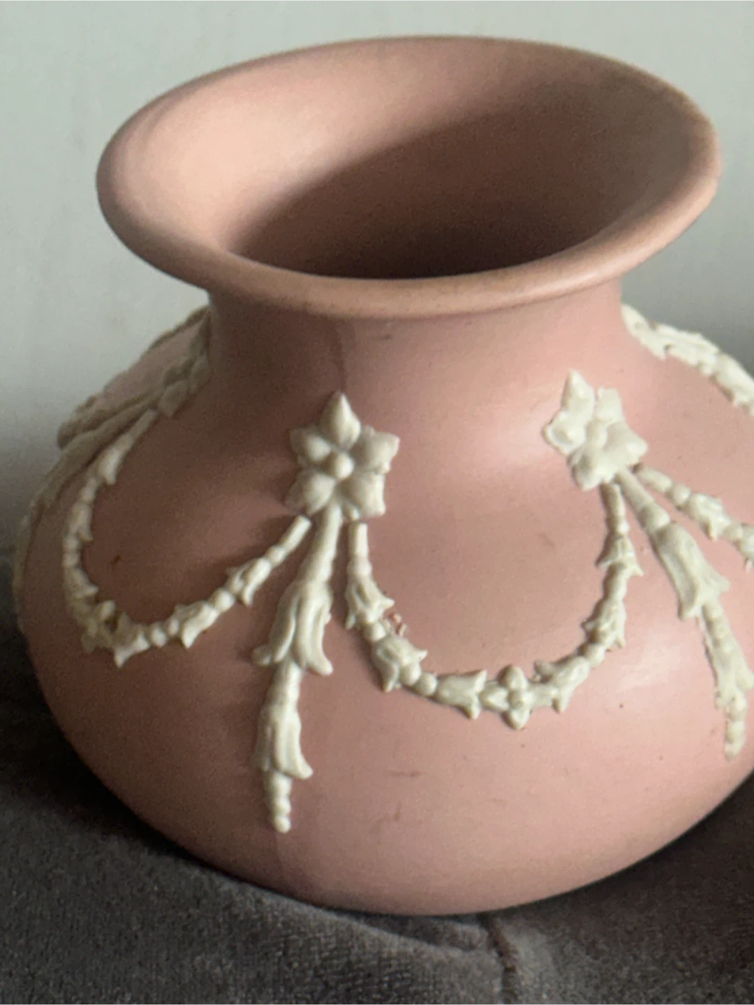 ecanada pottery of canada pink jasper ware vase - photo 2
