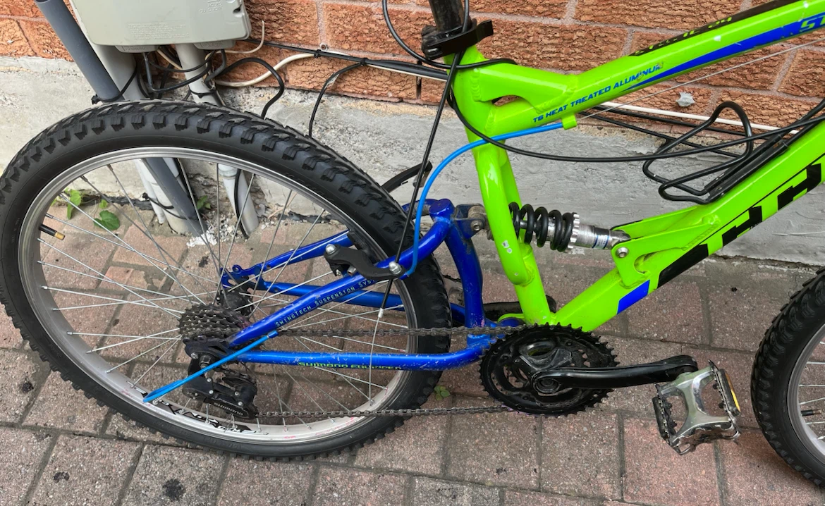 CCM Static 24" Mountain Bike - Green/Blue - photo 2