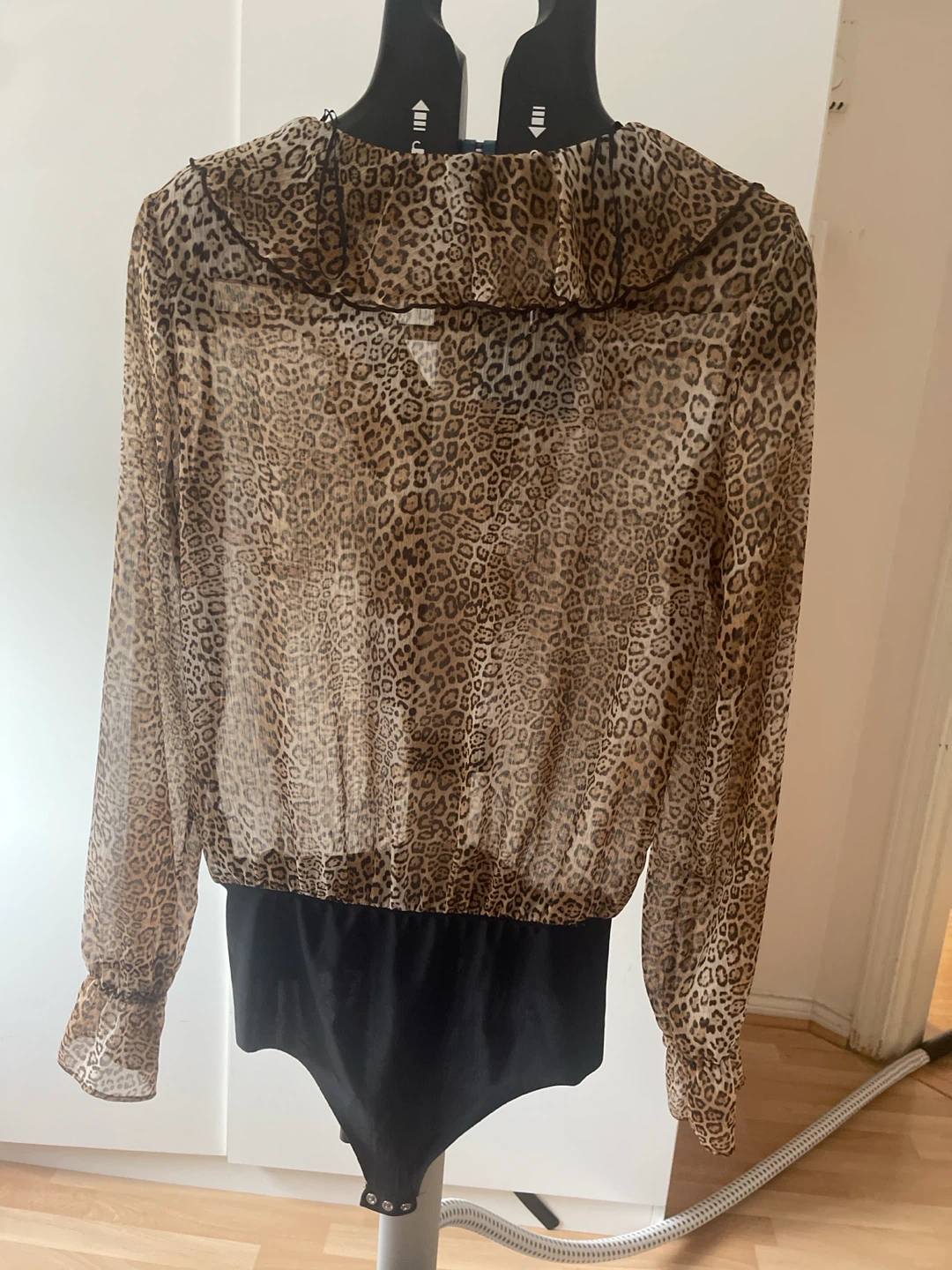 Zara Women's Leopard Print Ruffle Blouse - photo 3