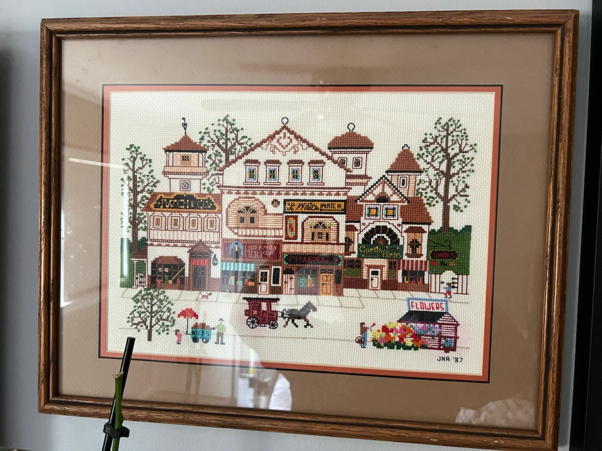 Framed Cross-Stitch "Main Street" Scene - photo 2