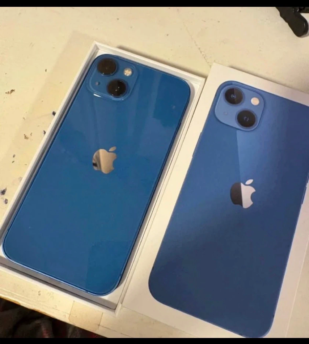 Apple iPhone 13 Blue