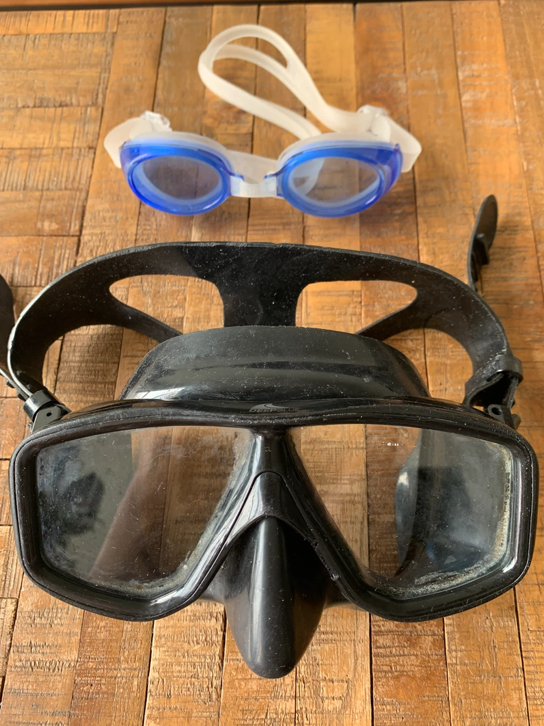 Snorkel Mask & Swimming Goggles