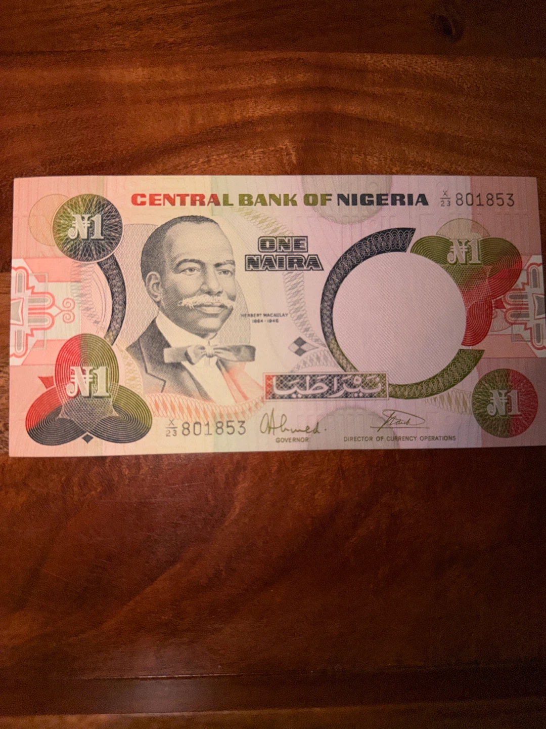 Central Bank of Nigeria 1 Naira Banknote Ser. No. 801853