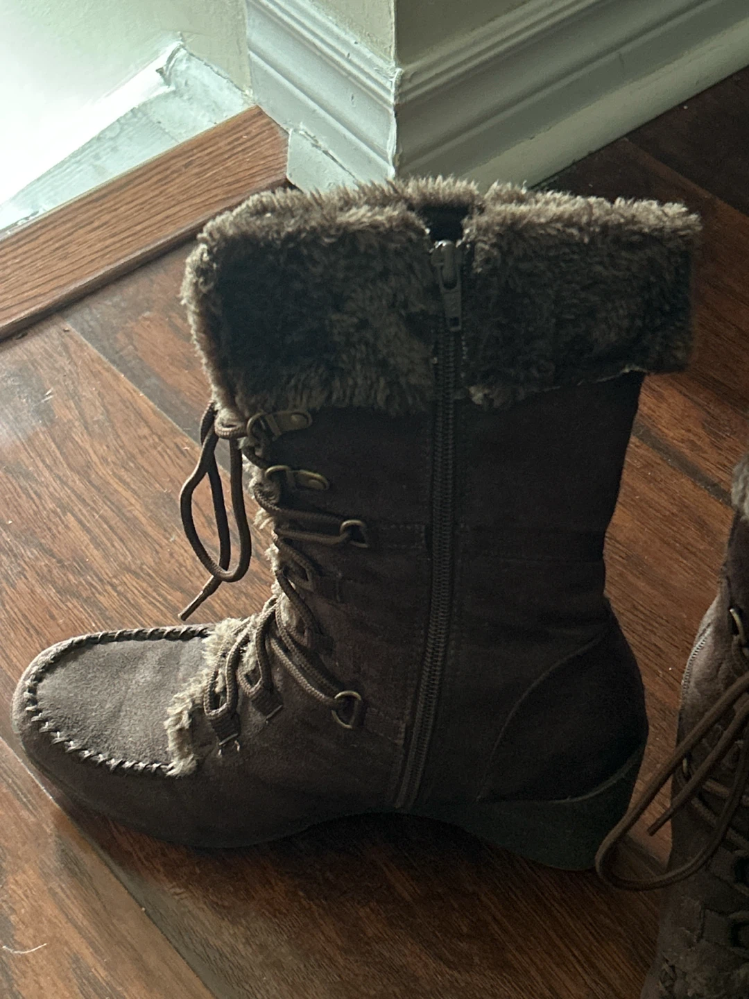Women's Brown Faux Fur Lined Winter Boots - photo 2