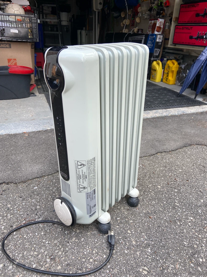 DeLonghi Oil Heater