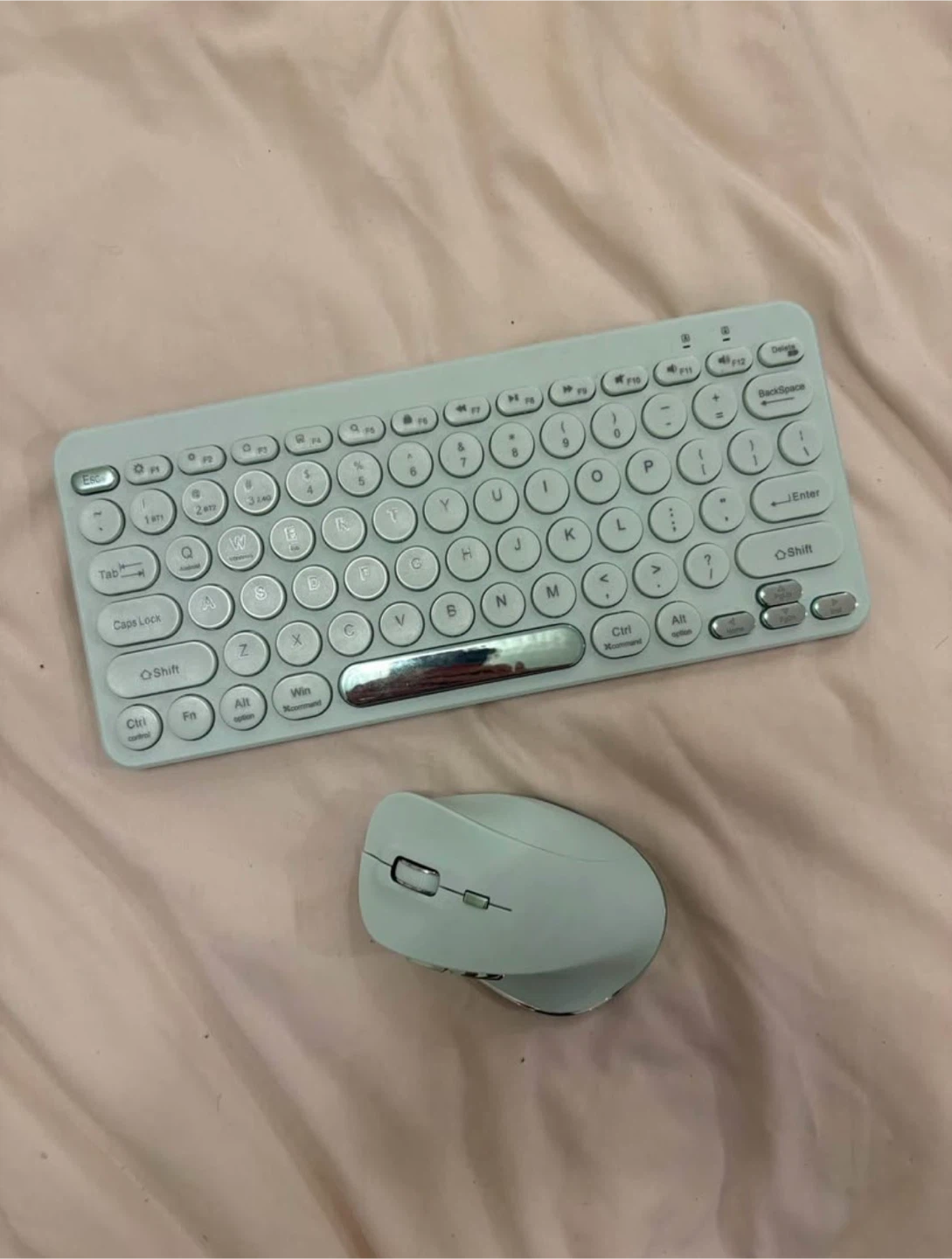NEW NORTH Wireless Keyboard & Ergonomic Mouse Set (Mint Green)