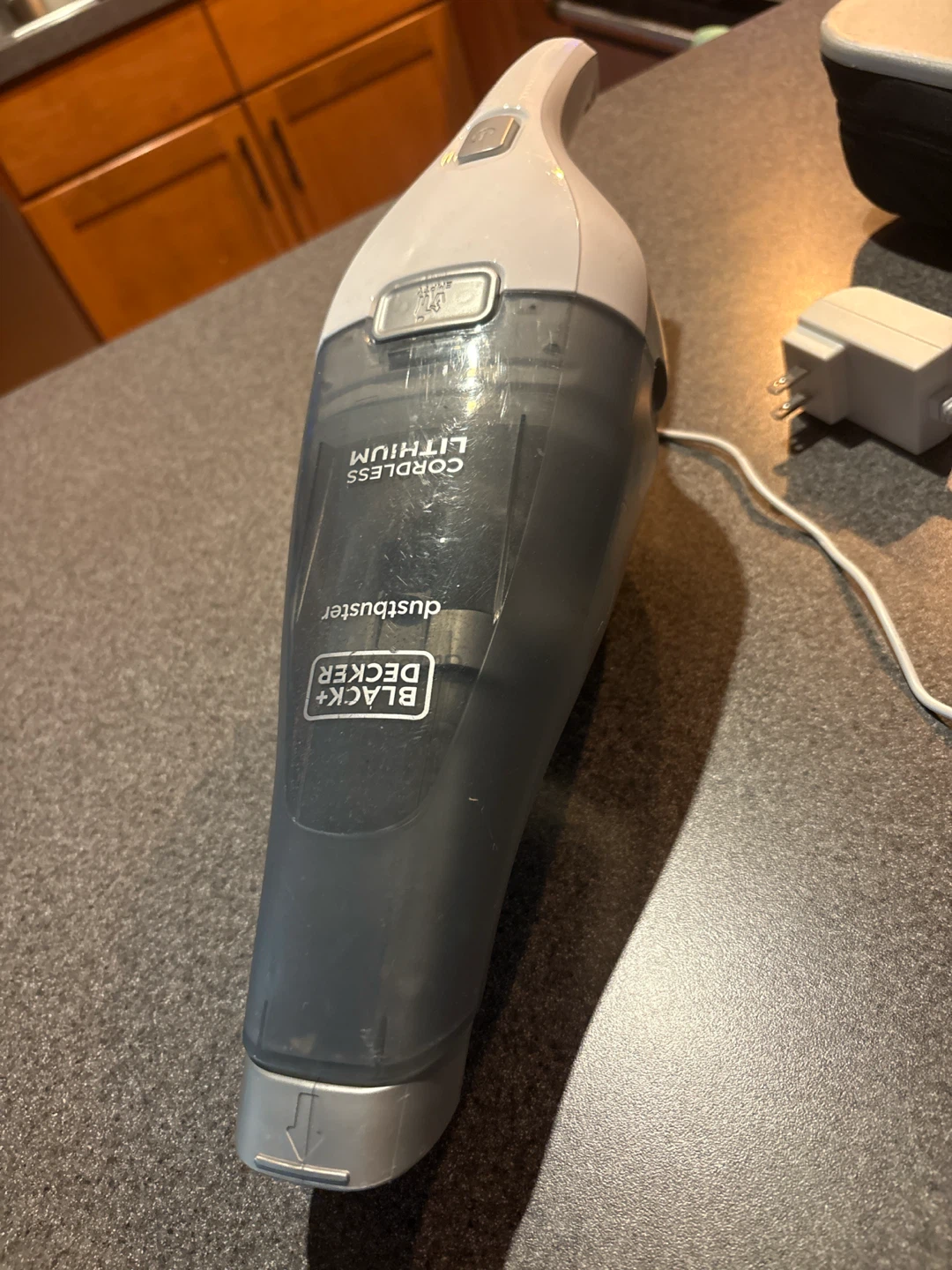Black+Decker Dustbuster Cordless Lithium Hand Vacuum - photo 2