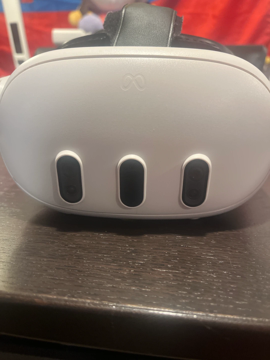 Meta Quest 3 Virtual Reality Headset     OF IT
