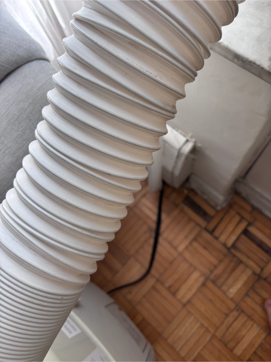 DeLonghi Pinguino K 900 Portable Air Conditioner - photo 4