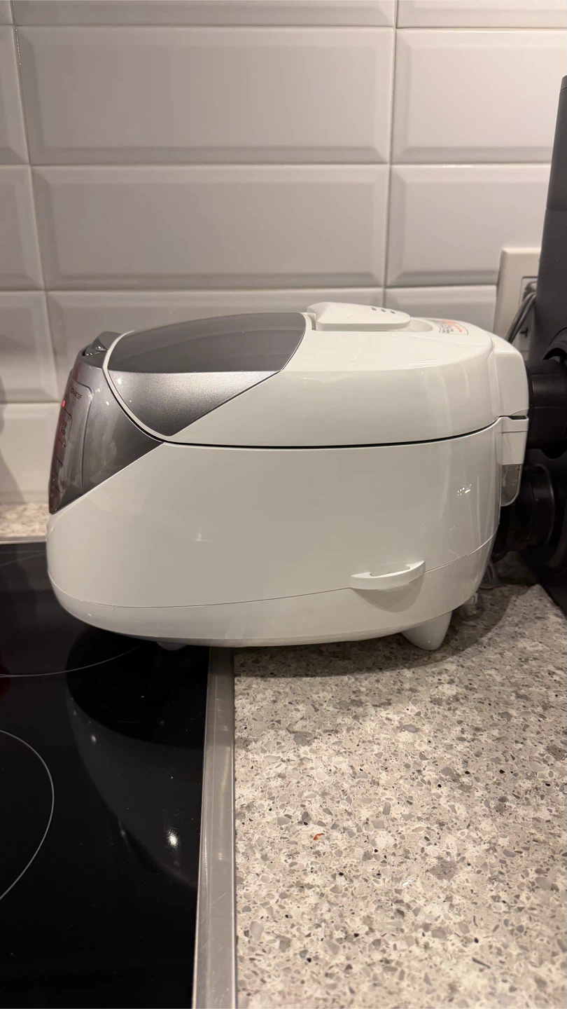 Cuckoo CR-0632F Rice Cooker & Warmer - photo 3