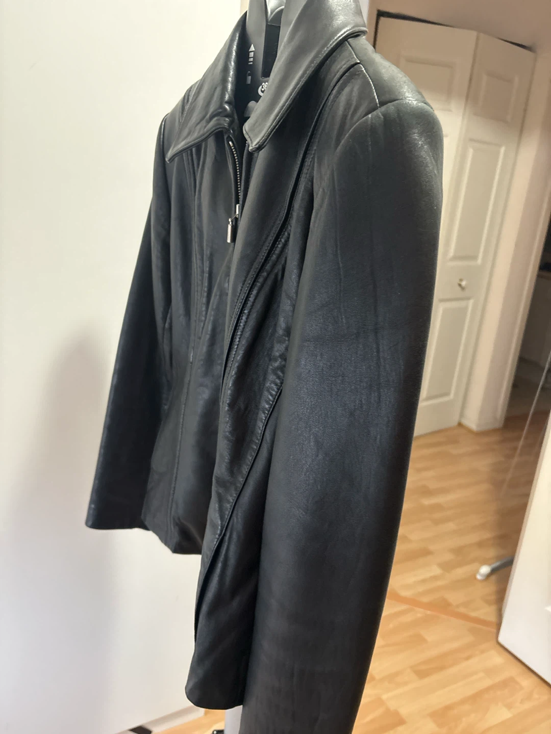 Black Leather Jacket - photo 3
