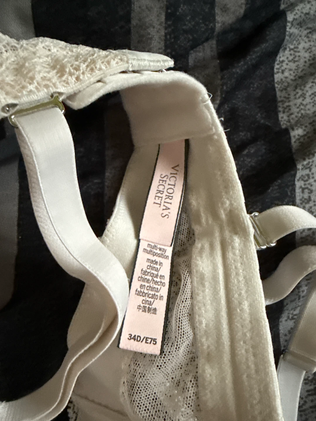 Victoria's Secret Multi-way Push-up Bra 34D - photo 2