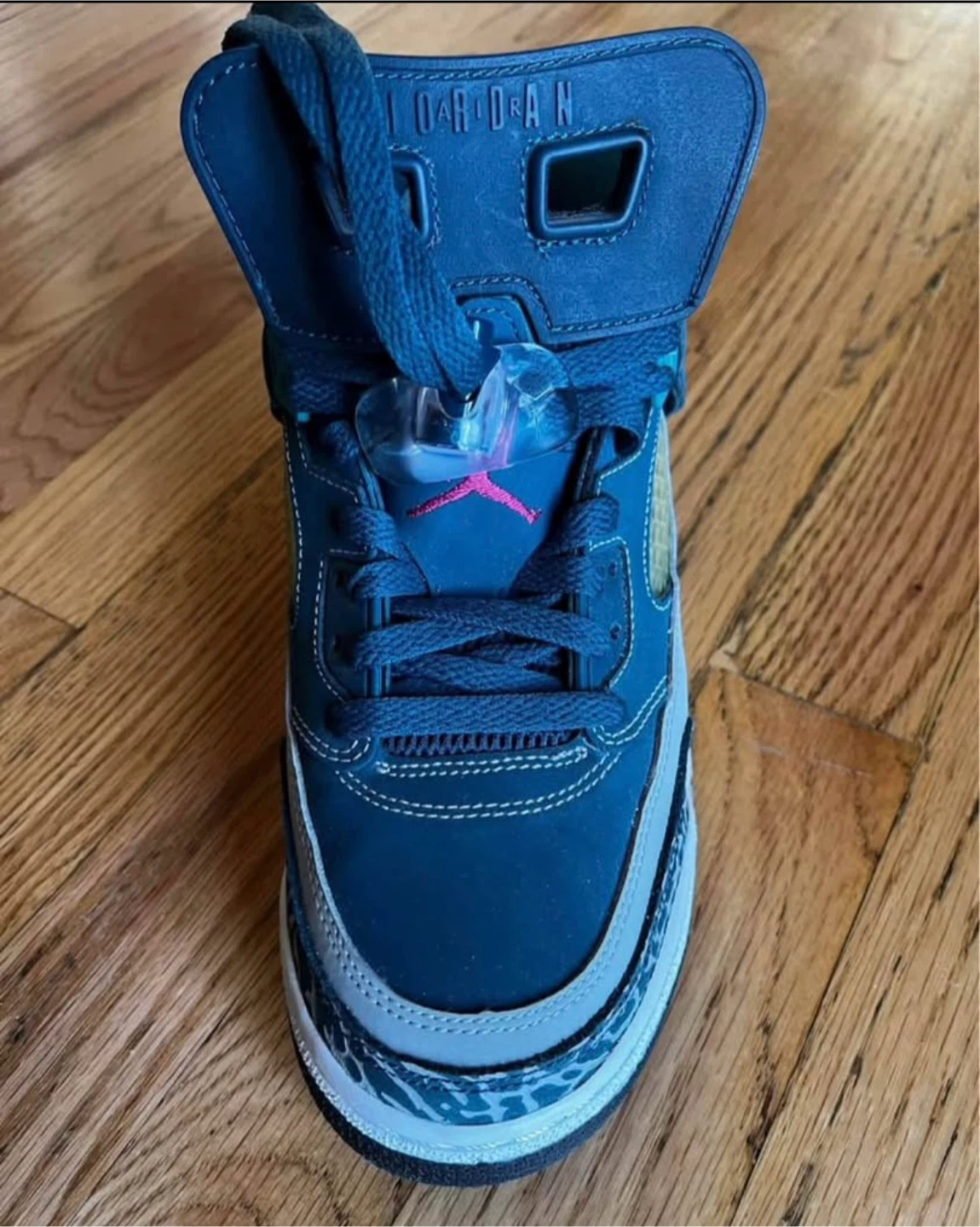 Jordan 3 Retro Sneakers