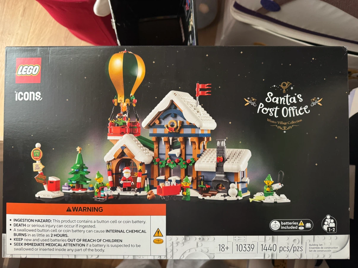 Santa's Post Office Winter Village Lego Set 10339