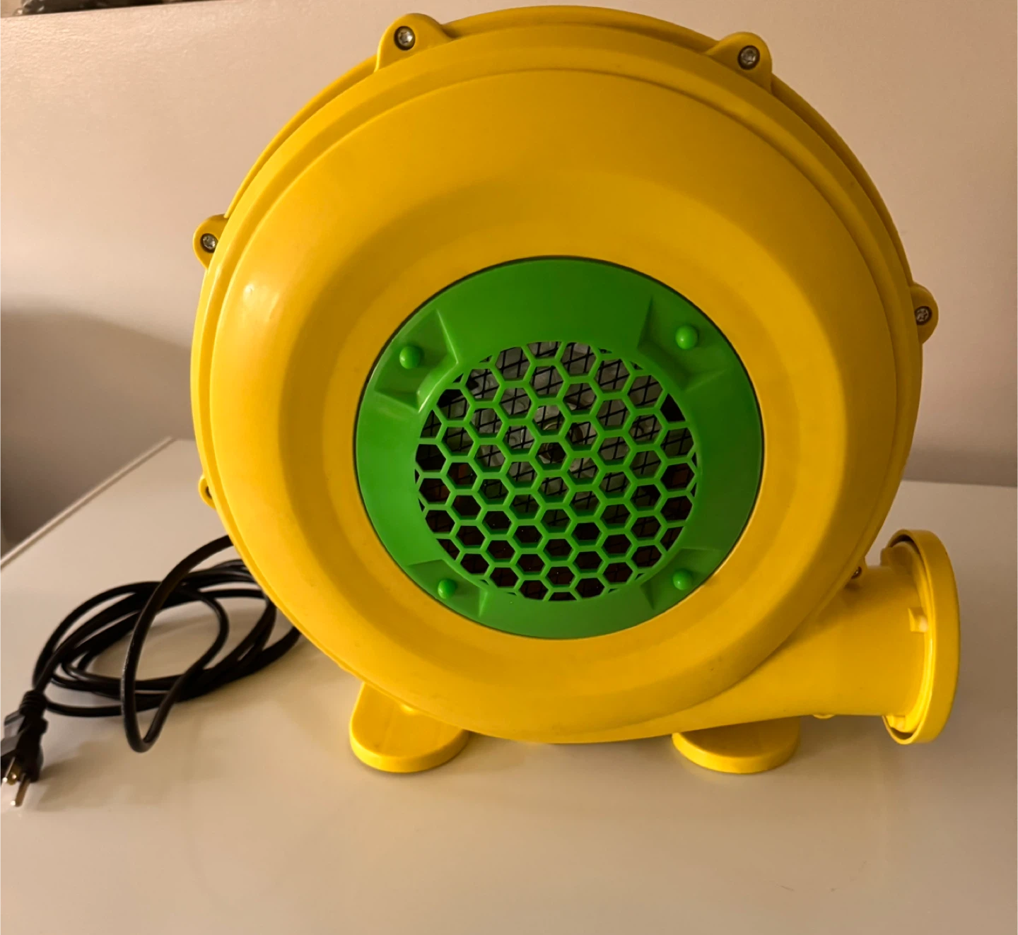Bounce House with Air Blower. Used 4 times exc condition - photo 2
