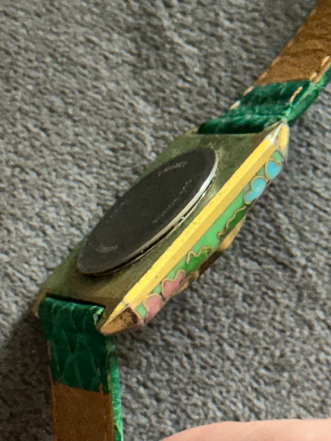 Vintage Elgin Cloisonné Woman’s Watch - photo 4