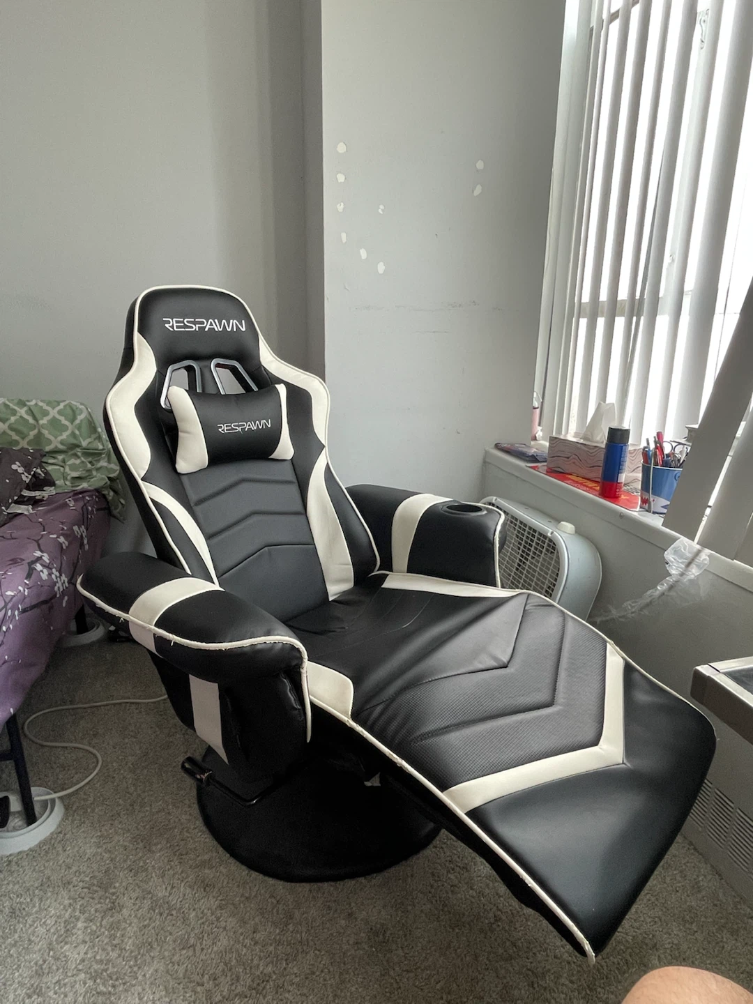 RESPAWN Racing Style Gaming Chair - photo 3
