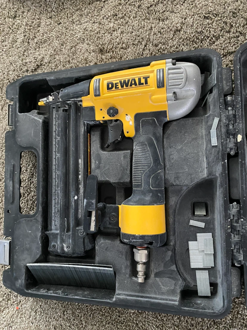 DEWALT Brad Nailer with Case - photo 2