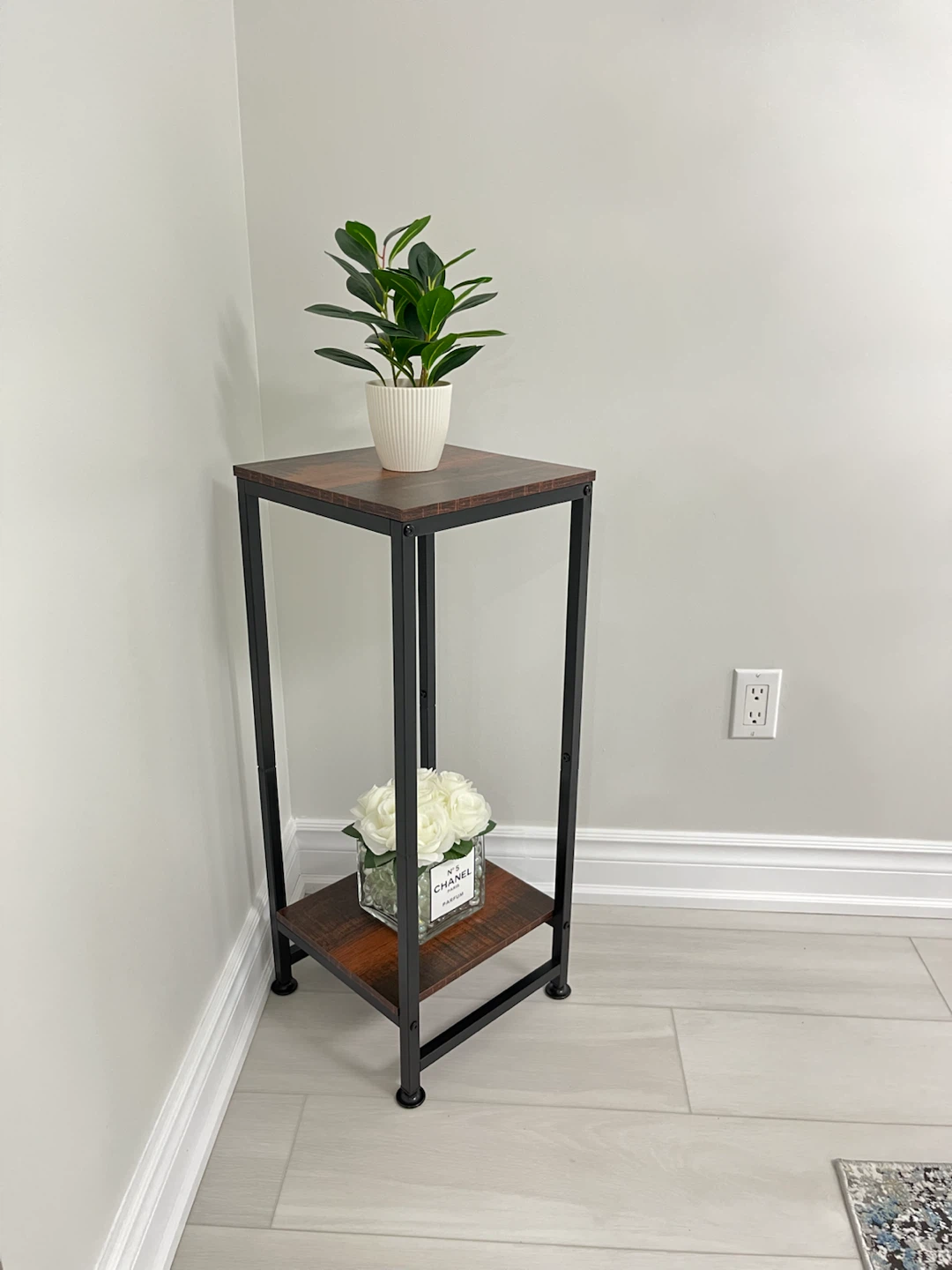 Sturdy Plant Stand
