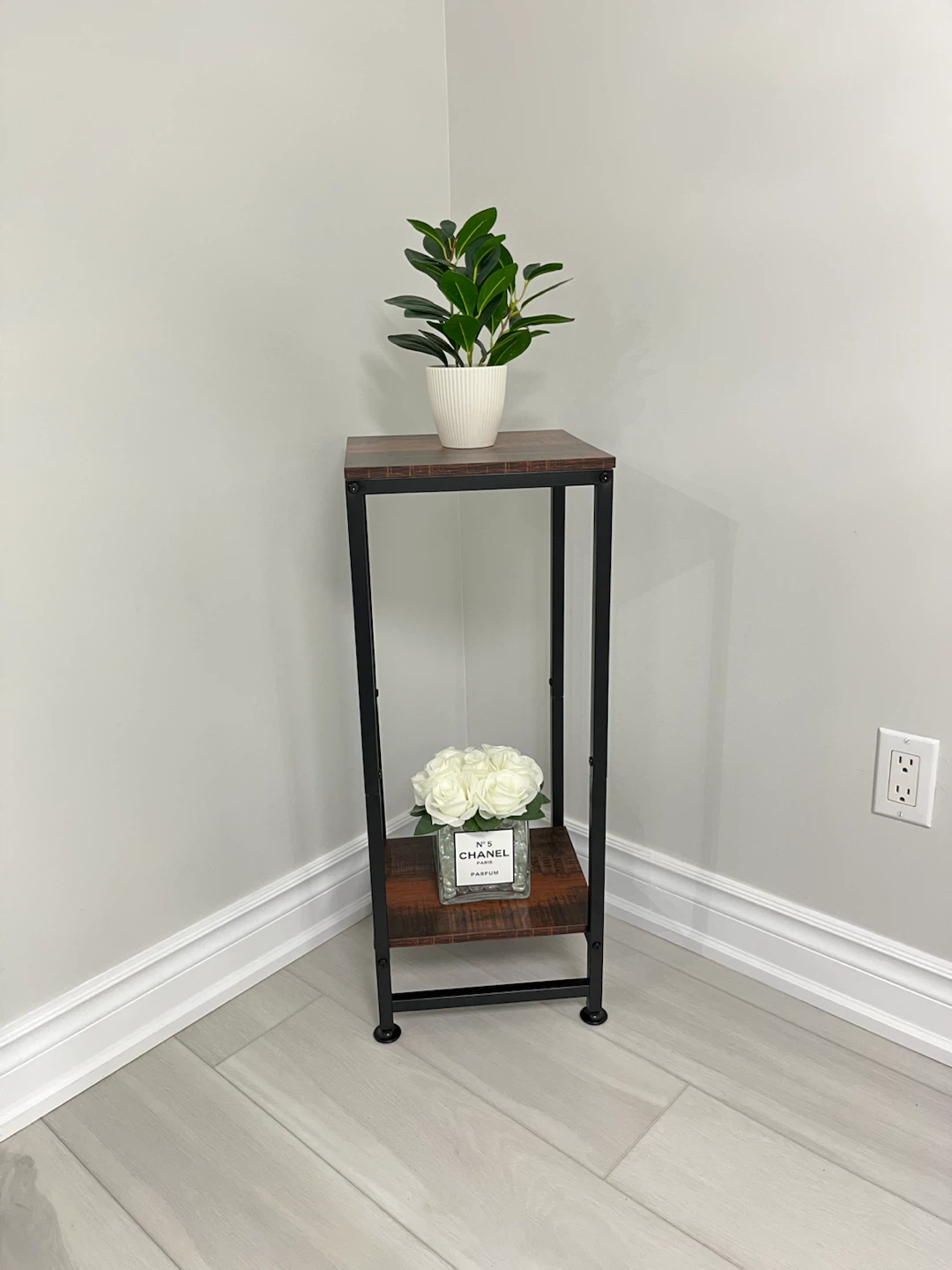 Sturdy Plant Stand - photo 2