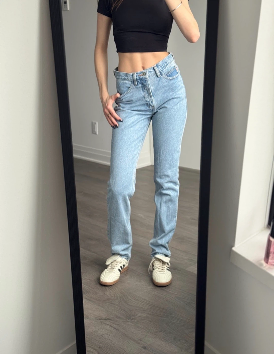 Guess Jeans Authentic Vintage Set 📍2 Pairs 26 Size - photo 2