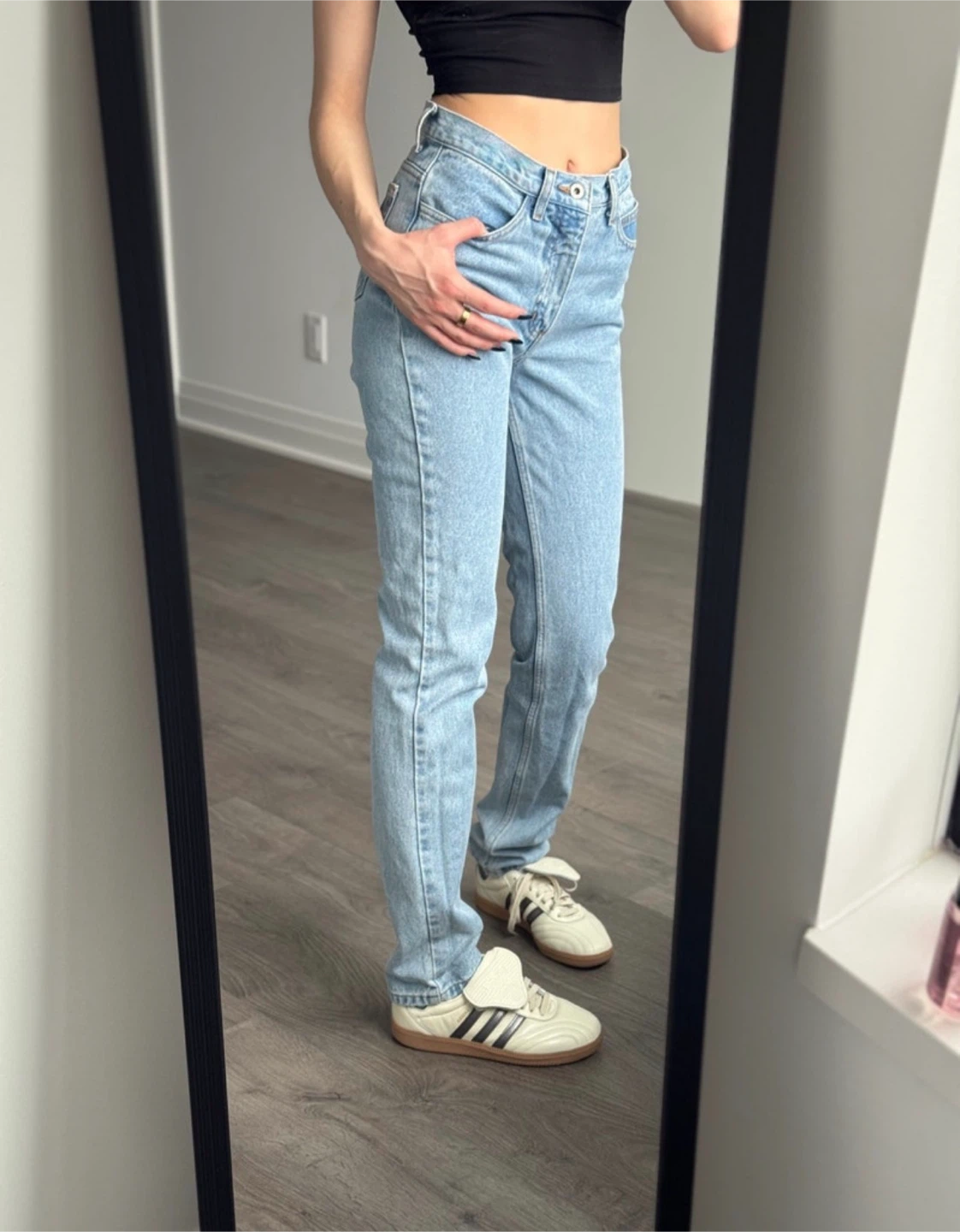 Guess Jeans Authentic Vintage Set 📍2 Pairs 26 Size - photo 4