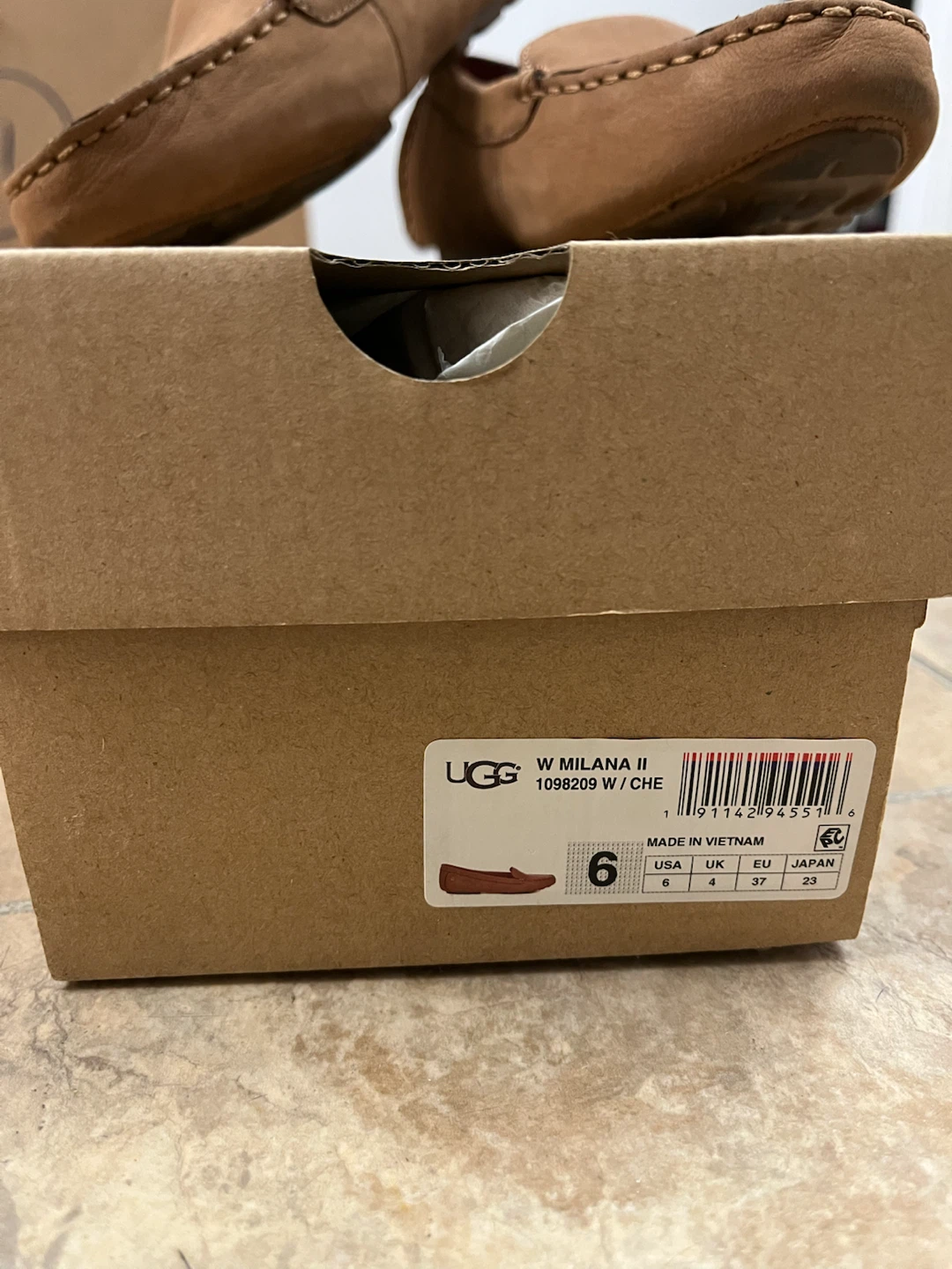 UGG W Milana II Loafers - Size 6 - photo 2