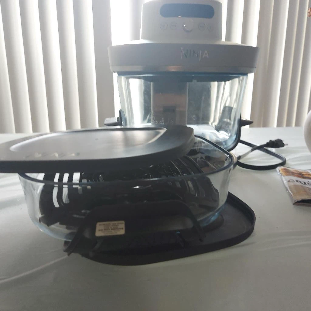 Ninja Crispi Pro Air Fryer – Bone – Excellent Condition - photo 2